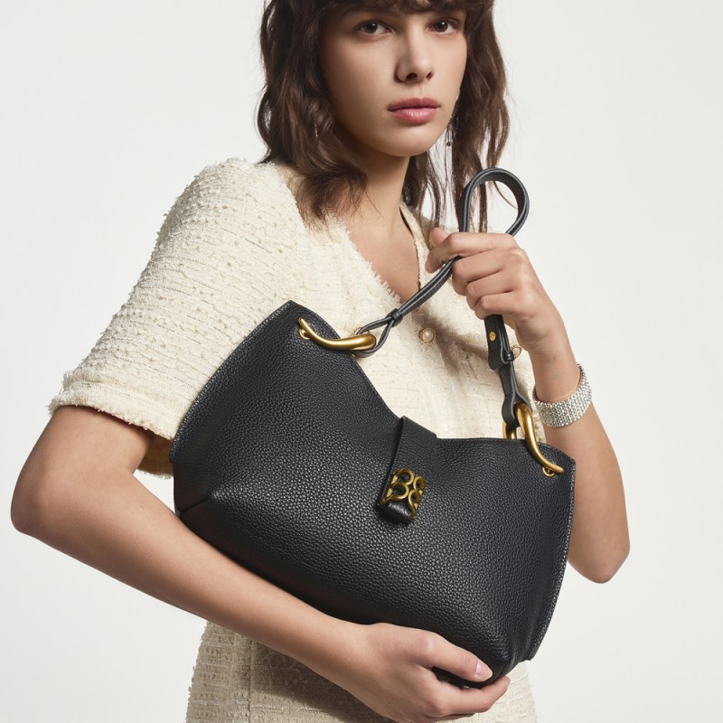 Baguette bag, shoulder bag, dumpling bag, crescent bag